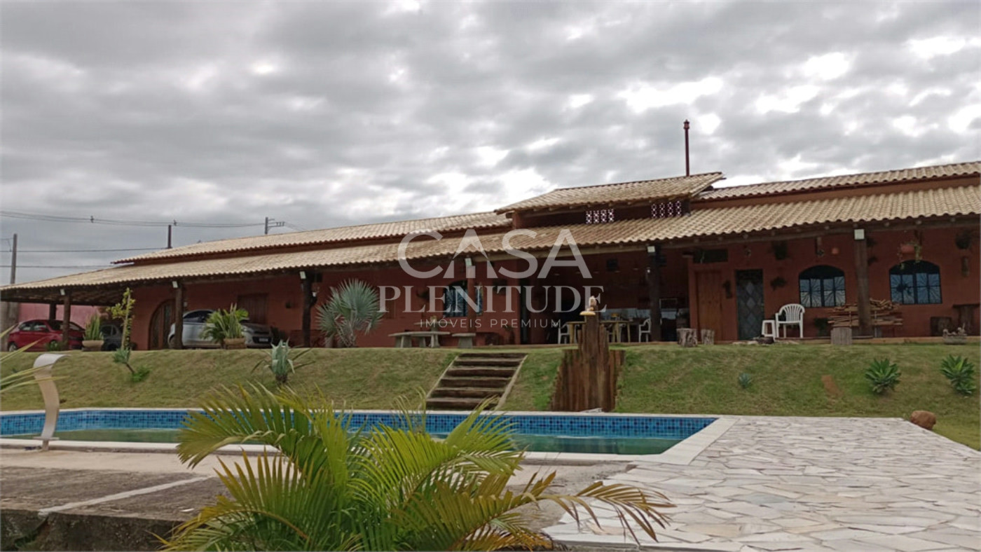 Chácara à venda com 3 quartos em Caguassu, Sorocaba, SP