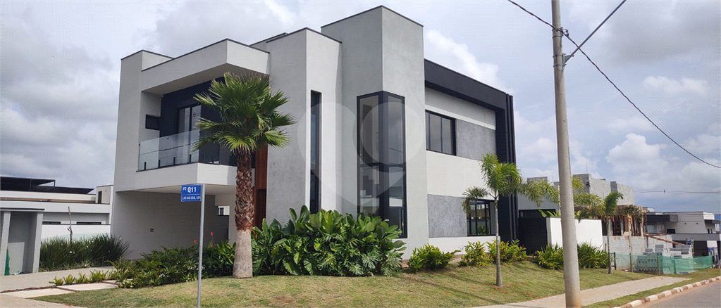 Casa à venda no condomínio Mosaico Essence, Mogi das Cruzes - SP