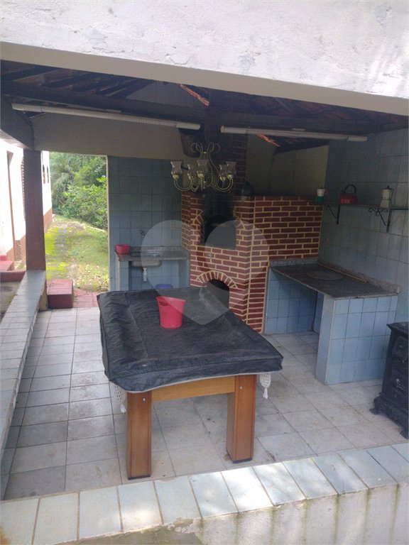Casa à venda com 4 quartos, sendo 2 suítes,  no condomínio Cinco Lagos, Mairiporã - SP