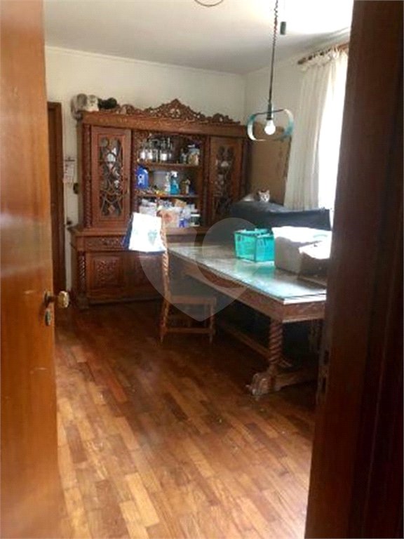 Sobrado à venda ou para alugar com 4 quartos, sendo 1 suíte, em Brooklin Paulista, São Paulo, SP