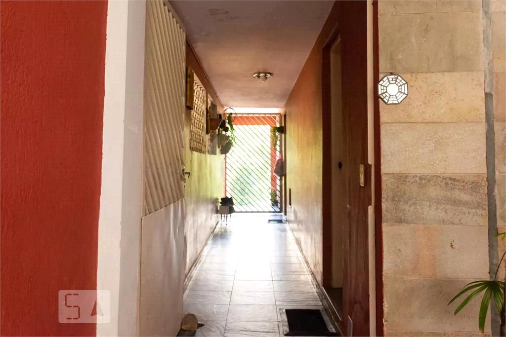 Casa à venda com 3 quartos, sendo 1 suíte, em Vila Universitária, São Paulo, SP