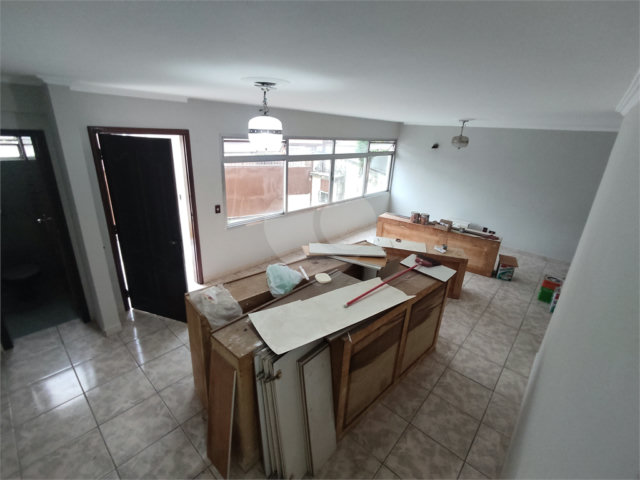 Casa à venda ou para alugar com 3 suítes em Santana, São Paulo, SP