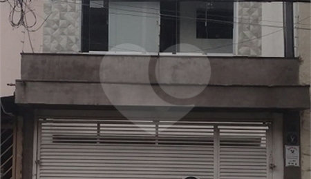 Casa à venda com 3 suítes em Santana, São Paulo, SP