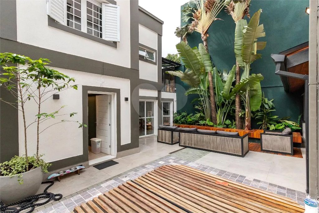 Casa à venda com 4 suítes em Cidade Monções, São Paulo, SP