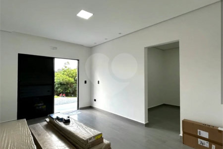 Casa à venda com 3 quartos, sendo 1 suíte, em Condominio Quintas da Boa Vista, Atibaia, SP