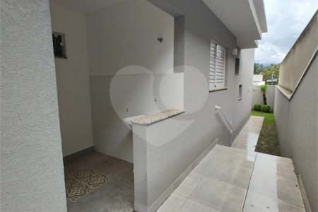 Casa Térrea à venda com 3 suítes em Jardim do Lago, Atibaia, SP