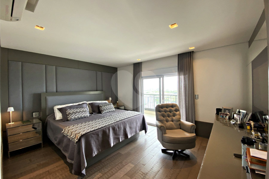 Apartamento à venda com 3 suítes em Santana, São Paulo, SP