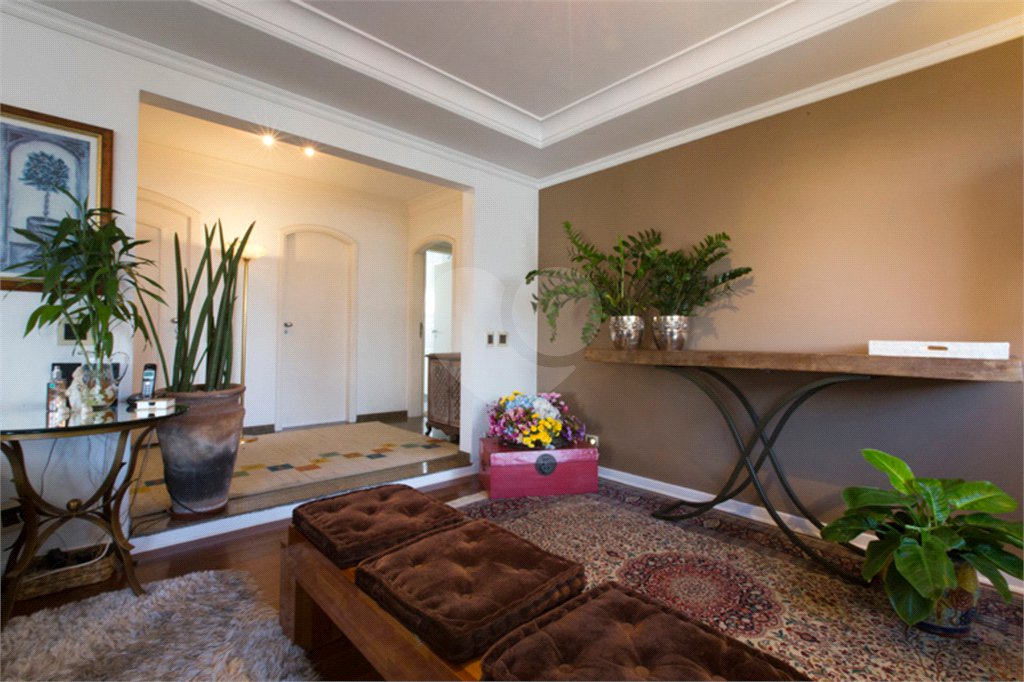 Apartamento à venda com 4 quartos, sendo 3 suítes, em Campo Belo, São Paulo, SP