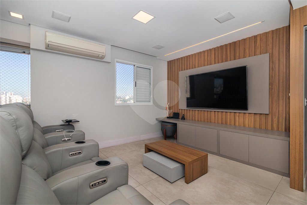 Apartamento à venda com 3 quartos, sendo 2 suítes, em Vila Romana, São Paulo, SP
