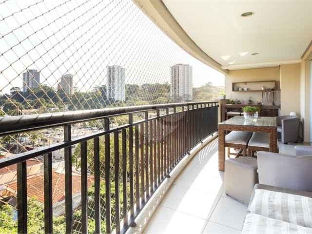 Apartamento à venda com 3 suítes em Alto da Boa Vista, São Paulo, SP