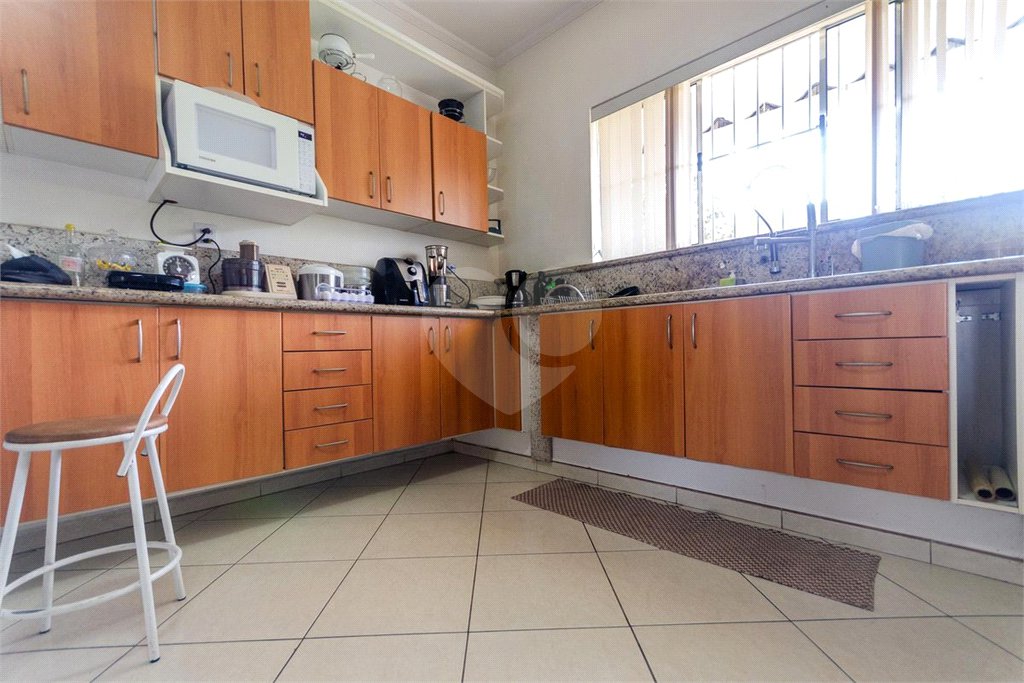 Casa à venda ou para alugar com 4 quartos, sendo 3 suítes,  em Jardim Vivan, São Paulo, SP