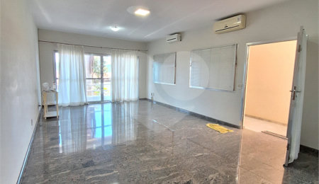 Casa à venda ou para alugar com 4 quartos, sendo 2 suítes, em Santa Rosa, Vinhedo, SP