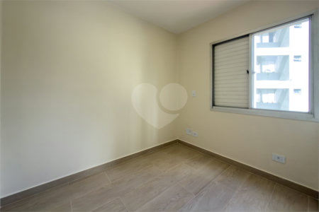 Apartamento à venda com 3 quartos, sendo 1 suíte, em Planalto Paulista, São Paulo, SP