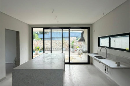 Casa à venda com 3 suítes no condomínio Ecoville Residence, Atibaia - SP