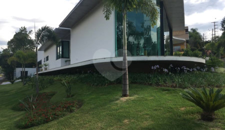 Casa à venda com 4 suítes no condomínio São Joaquim, Vinhedo - SP