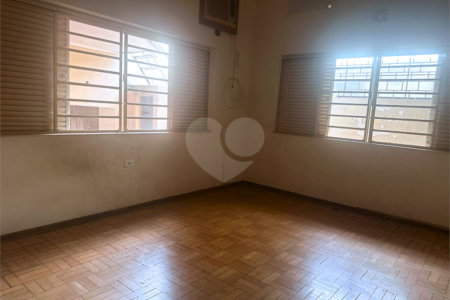 Casa Térrea à venda com 3 quartos no Centro, Três Lagoas, MS