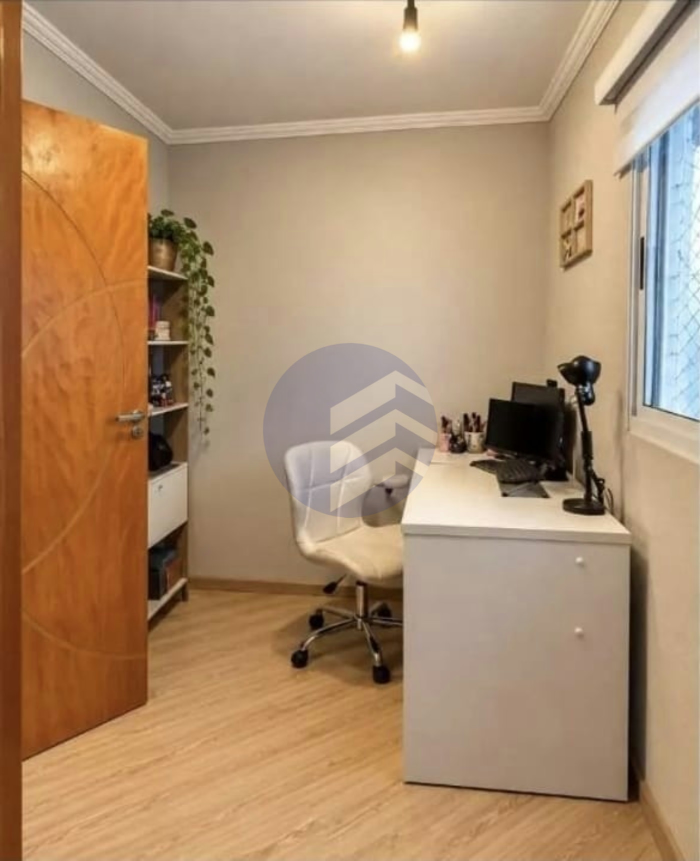 Casa à venda com 3 quartos, sendo 1 suíte, em Jardim Esmeralda, São Paulo - SP