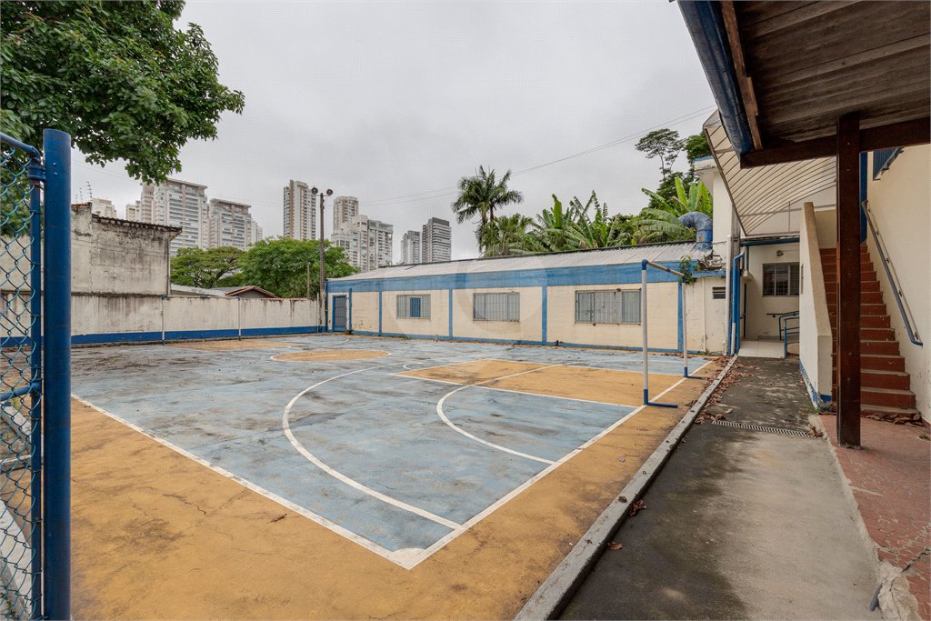 Sobrado à venda com 3 quartos, sendo 1 suíte, em Brooklin Velho, São Paulo, SP