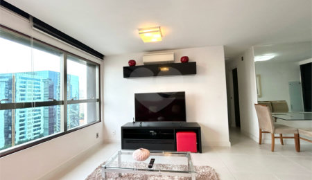 Apartamento à venda ou para alugar com 2 quartos, sendo 1 suíte,  em Brooklin, São Paulo, SP