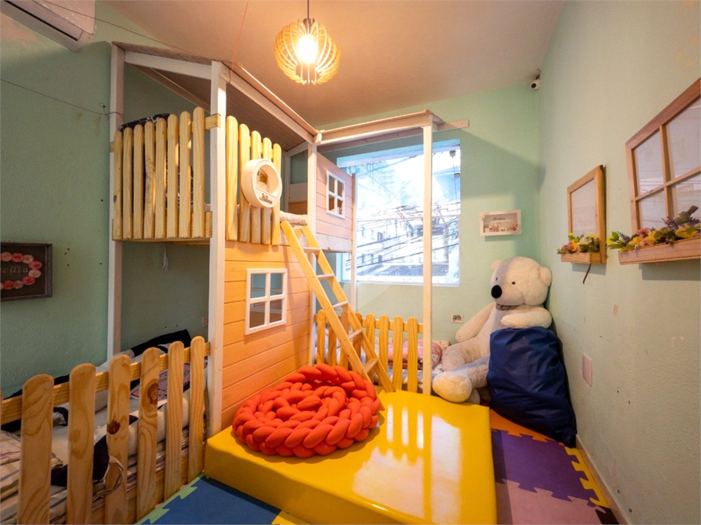 Casa à venda com 2 quartos, sendo 1 suíte, em Vila Mariana, São Paulo, SP
