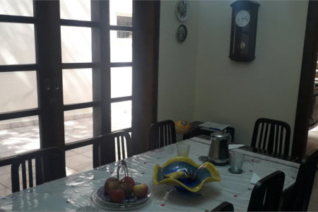 Casa à venda com 3 quartos, sendo 2 suítes,  em Jardim Leonor, São Paulo, SP
