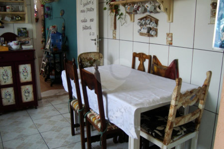 Casa à venda com 2 quartos, sendo 1 suíte, em Jardim do Colégio (zona Norte), São Paulo, SP