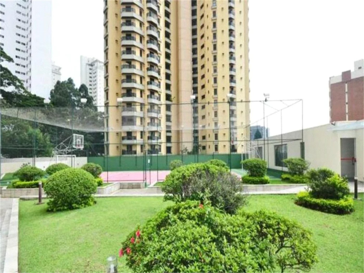 Apartamento à venda com 4 quartos, sendo 1 suíte, em Vila Suzana, São Paulo, SP