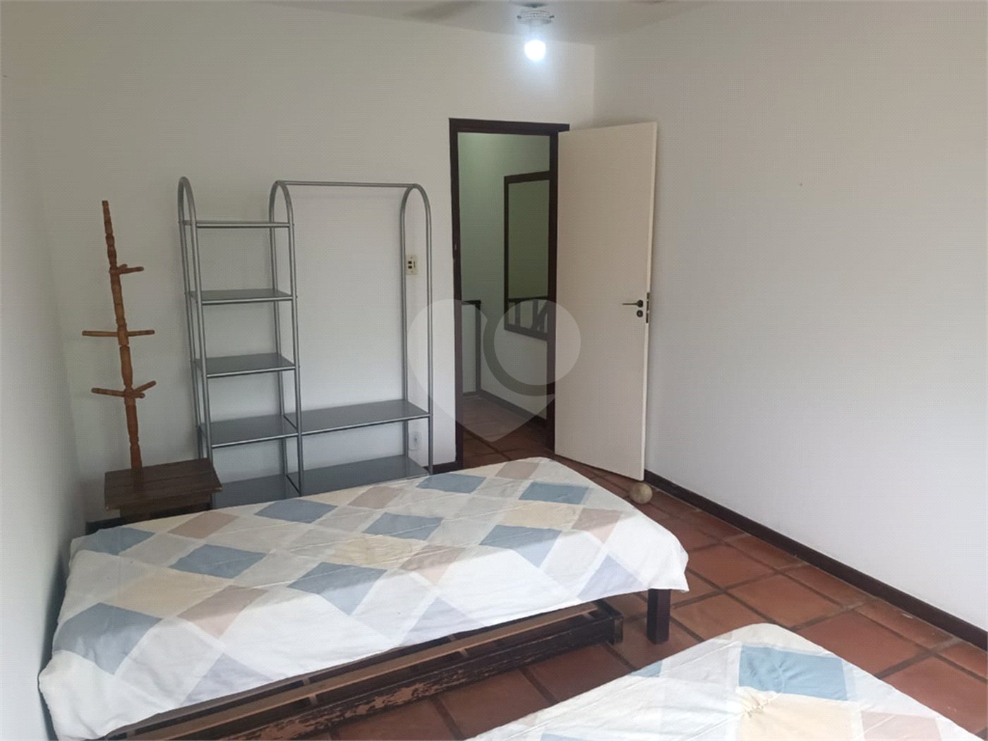 Casa em condomínio à venda ou para alugar com 2 quartos, sendo 1 suíte,  em Geribá, Armação dos Búzios, RJ