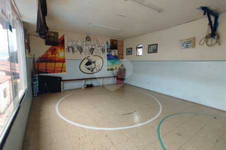 Casa à venda com 3 quartos, sendo 1 suíte, em Jardim Leocádia, Sorocaba, SP