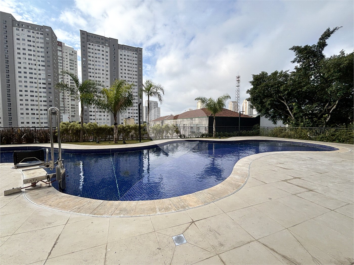 Apartamento à venda com 3 quartos, sendo 1 suíte, em Barra Funda, São Paulo, SP