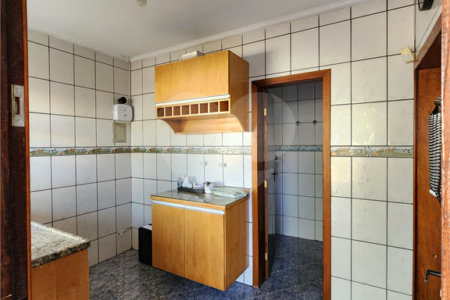 Casa à venda com 2 quartos no Centro, Poá, SP