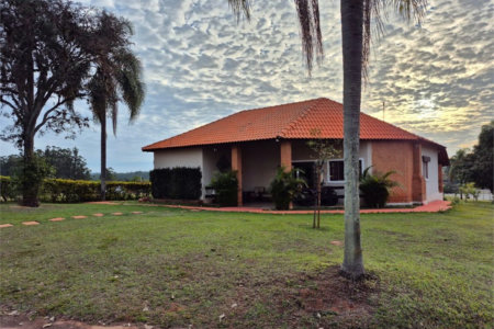 Chácara com 3 dormitórios à venda, 1200 m² por R$ 870.000,00 - Condomínio Ninho Verde II - Pardinho/SP