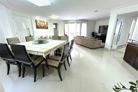 Apartamento à venda com 3 quartos, sendo 1 suíte, em Vila Regente Feijó, São Paulo, SP