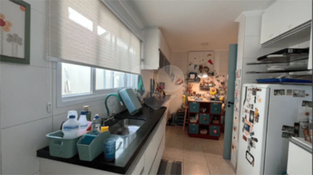 Casa à venda com 5 quartos, sendo 2 suítes, no condomínio Chacara das Palmeiras, Jundiaí - SP