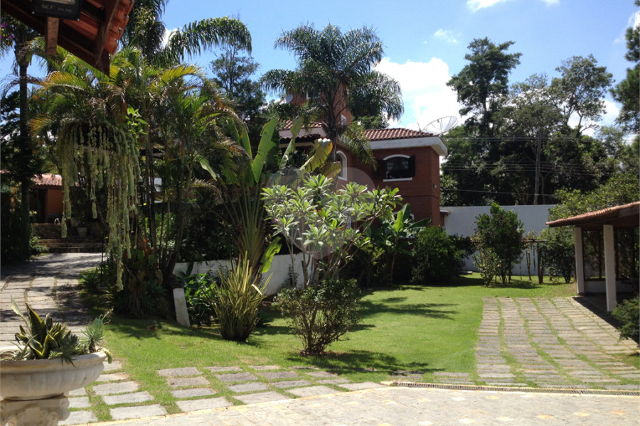 Casa à venda ou para alugar com 4 quartos, sendo 1 suíte, em Serra da Cantareira, Mairiporã, SP