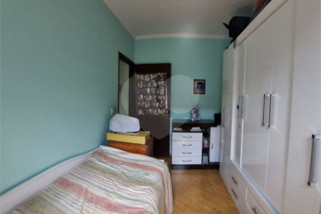 Sobrado à venda com 2 quartos em Jardim do Papai, Guarulhos, SP