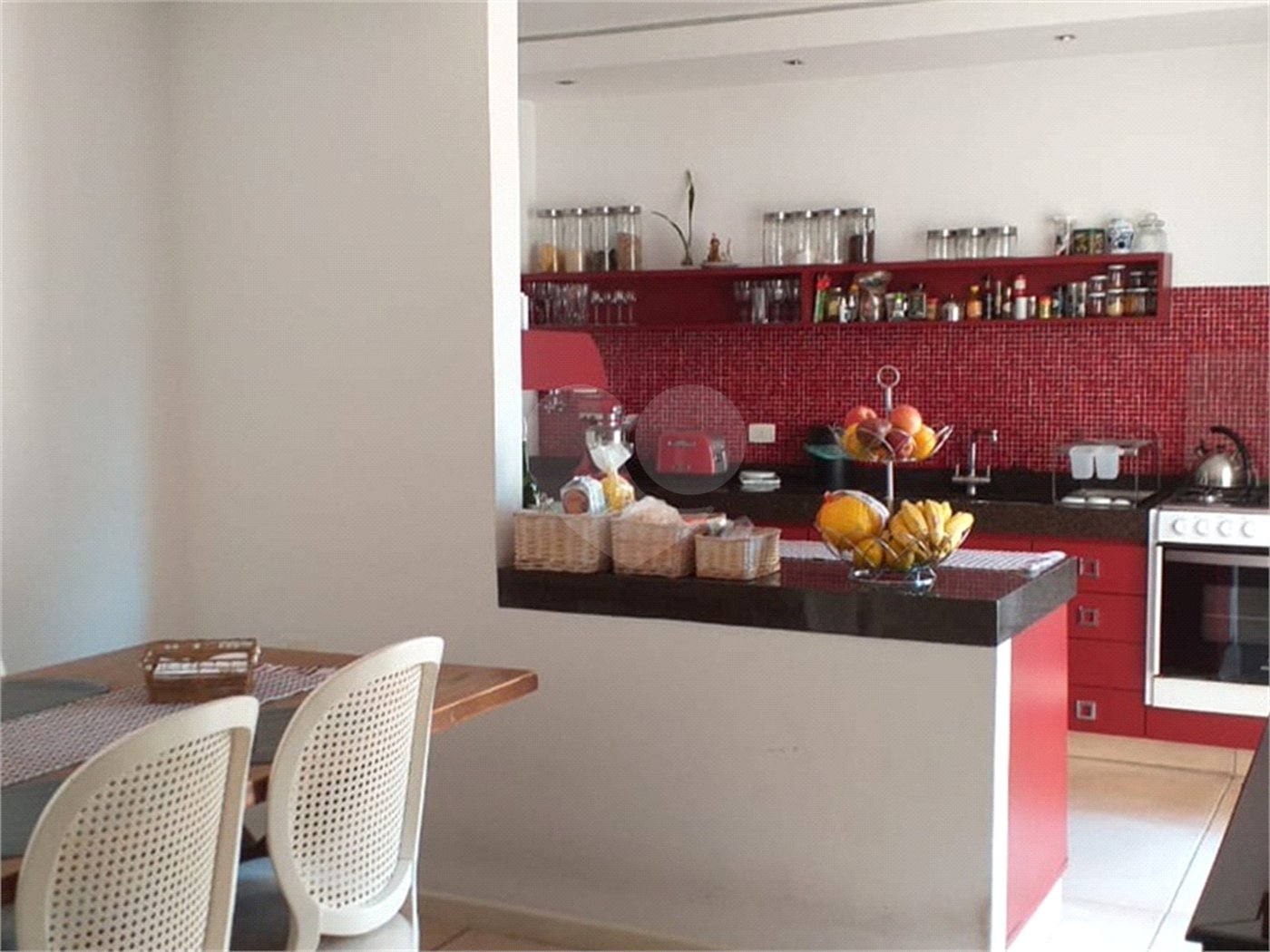 Sobrado à venda com 4 quartos, sendo 3 suítes, em Palmas do Tremembé, São Paulo, SP
