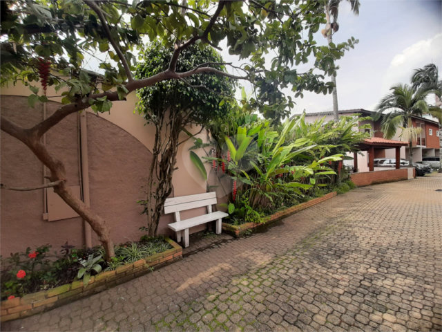 Casa à venda com 3 quartos, sendo 1 suíte,  no condomínio Cantareira Park, São Paulo - SP