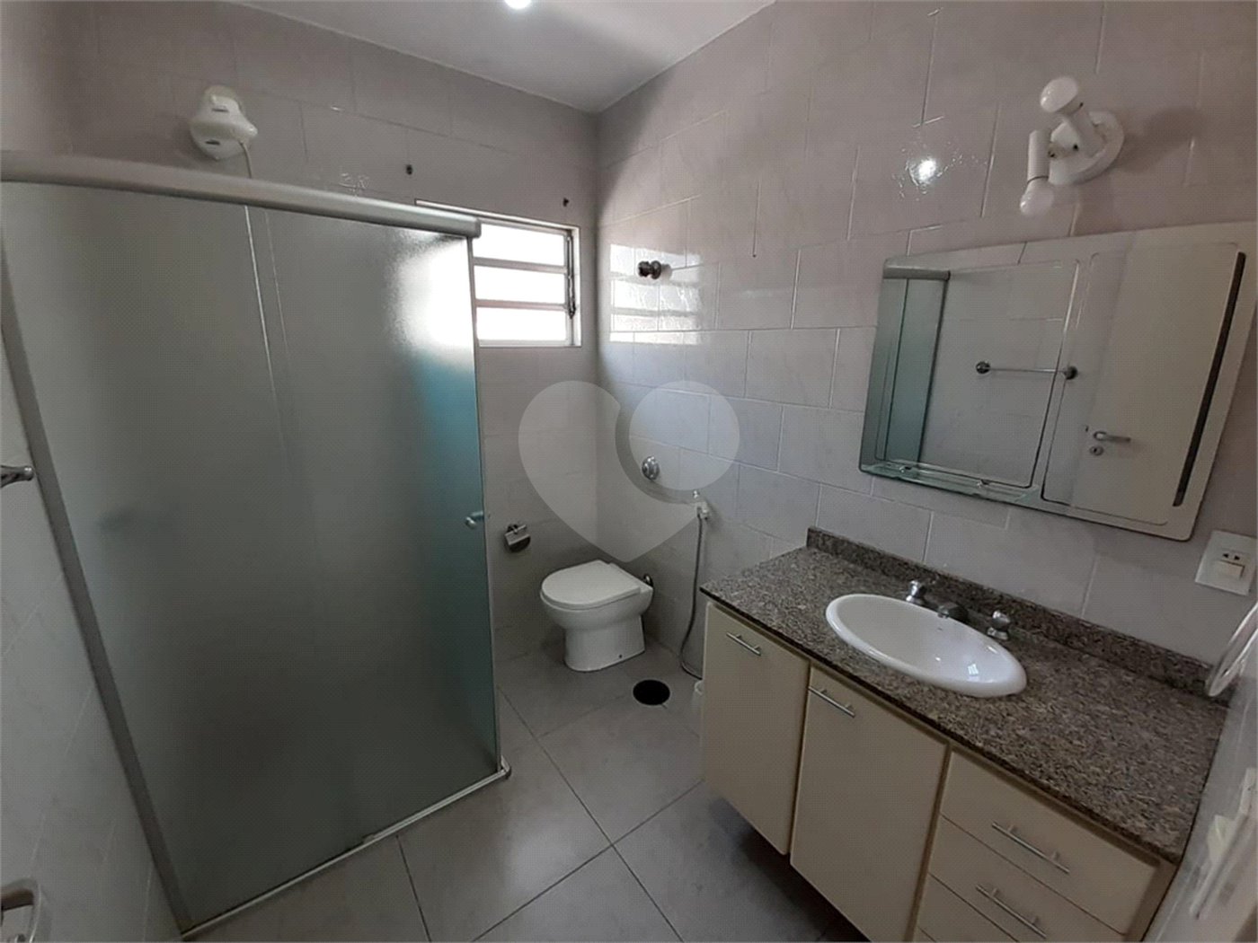 Sobrado à venda com 3 quartos, sendo 1 suíte,  em Parque da Lapa, São Paulo, SP