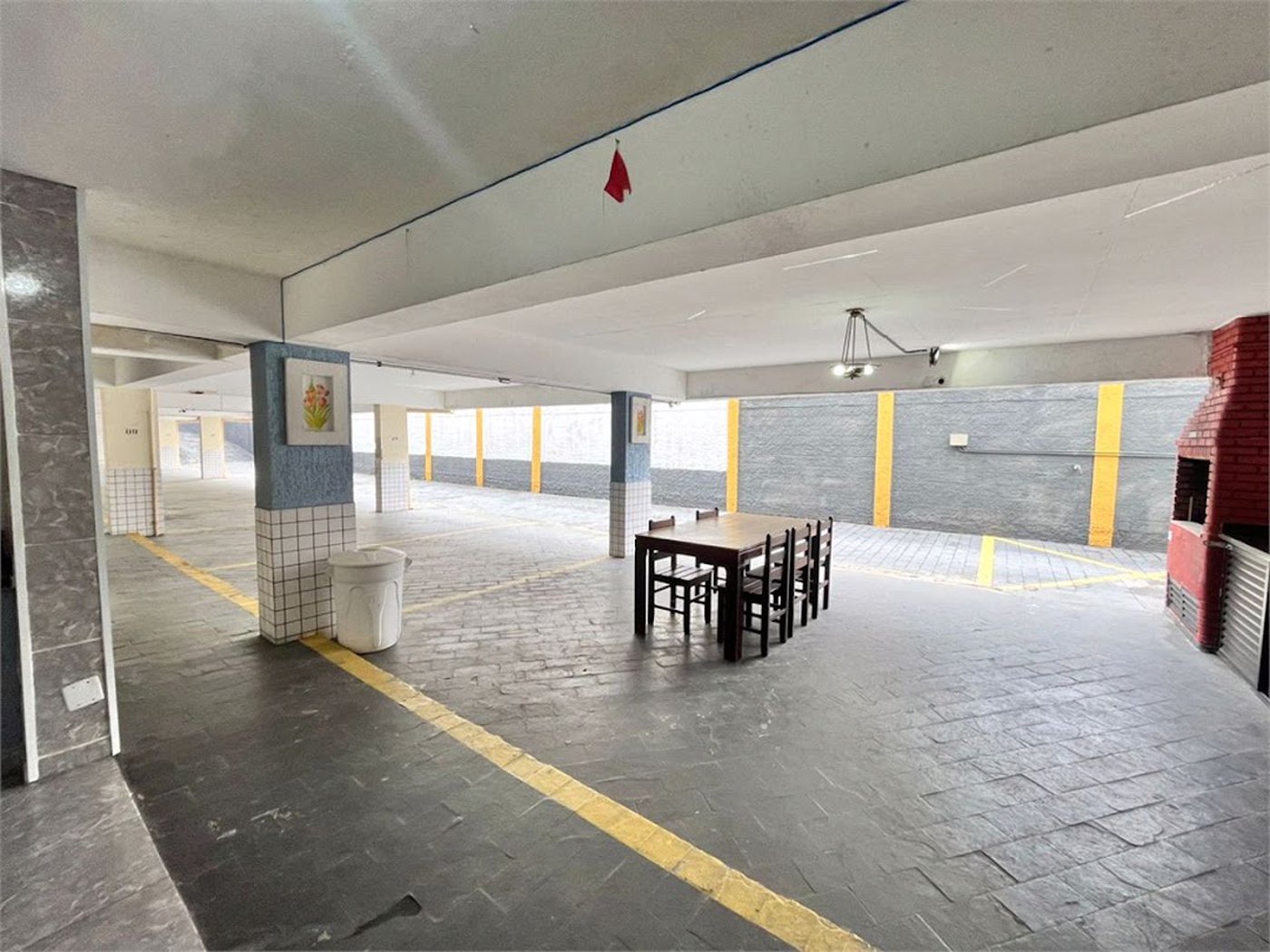 Apartamento com 2 dormitórios à venda, 80 m² por R$ 290.000,00 - Enseada - Guarujá/SP