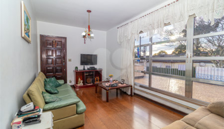 Casa Térrea à venda com 3 quartos, sendo 1 suíte,  em Interlagos, São Paulo, SP