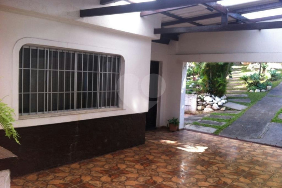 Sobrado à venda com 3 quartos em Vila Nova Cachoeirinha, São Paulo, SP