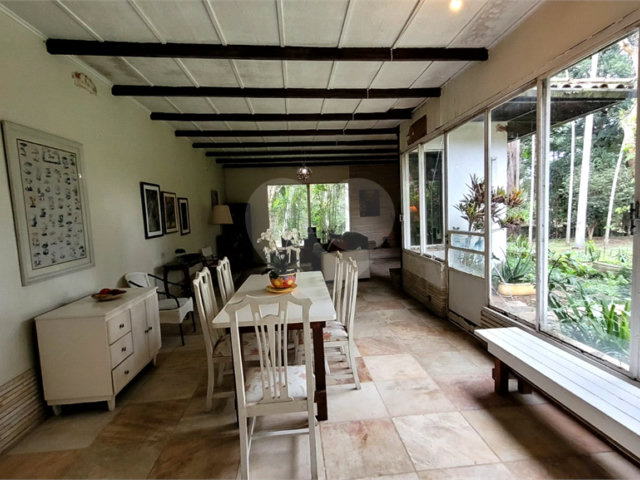 Casa à venda com 4 suítes no condomínio Chácara Flora, São Paulo - SP