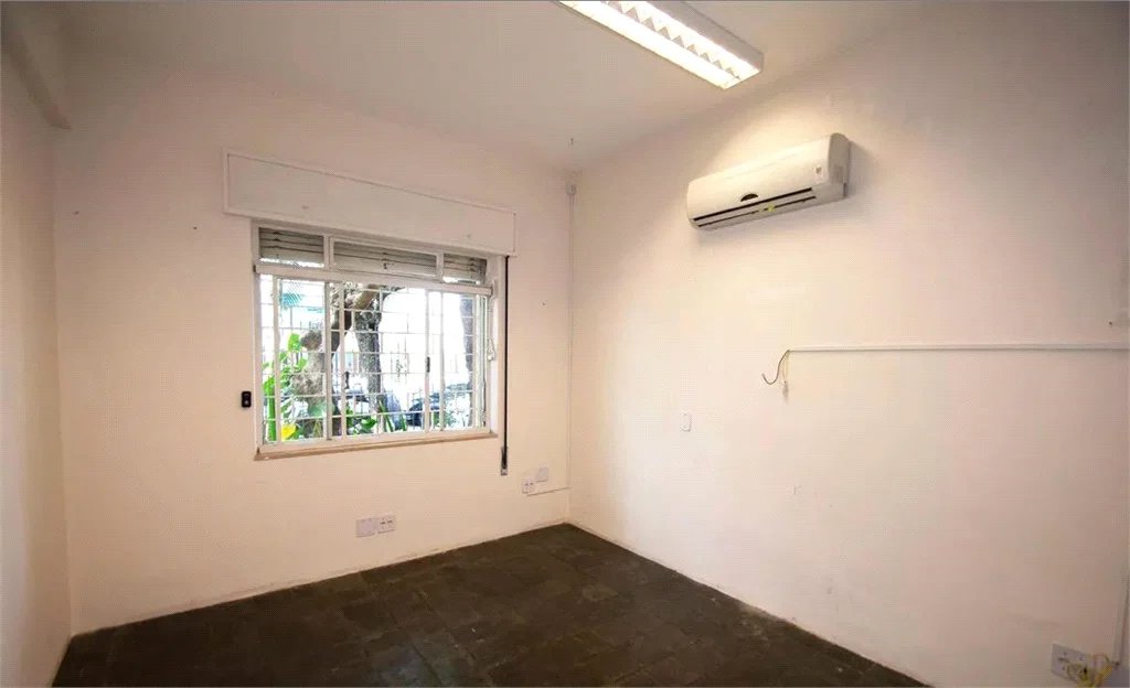 Apartamento à venda com 3 quartos, sendo 1 suíte, em Pinheiros, São Paulo, SP