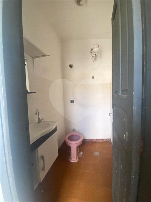 Casa à venda com 3 quartos, sendo 1 suíte, no Centro, Araraquara, SP