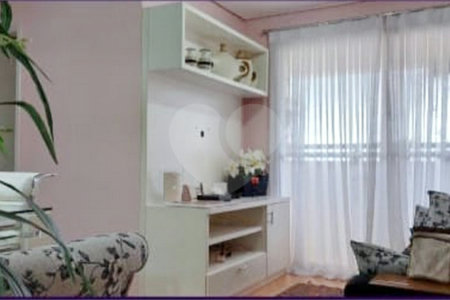 Apartamento à venda com 3 quartos, sendo 1 suíte,  em Vila Vermelha, São Paulo, SP