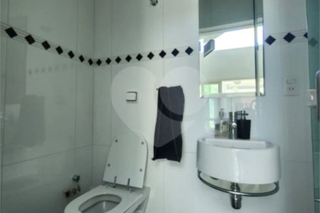 Casa à venda com 3 suítes no condomínio Villagio Di Verona, Vinhedo - SP