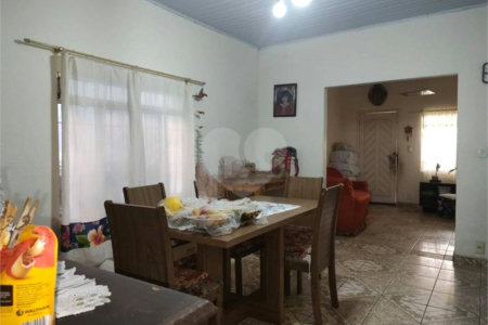 Casa à venda com 3 quartos em Vila Granada, São Paulo, SP