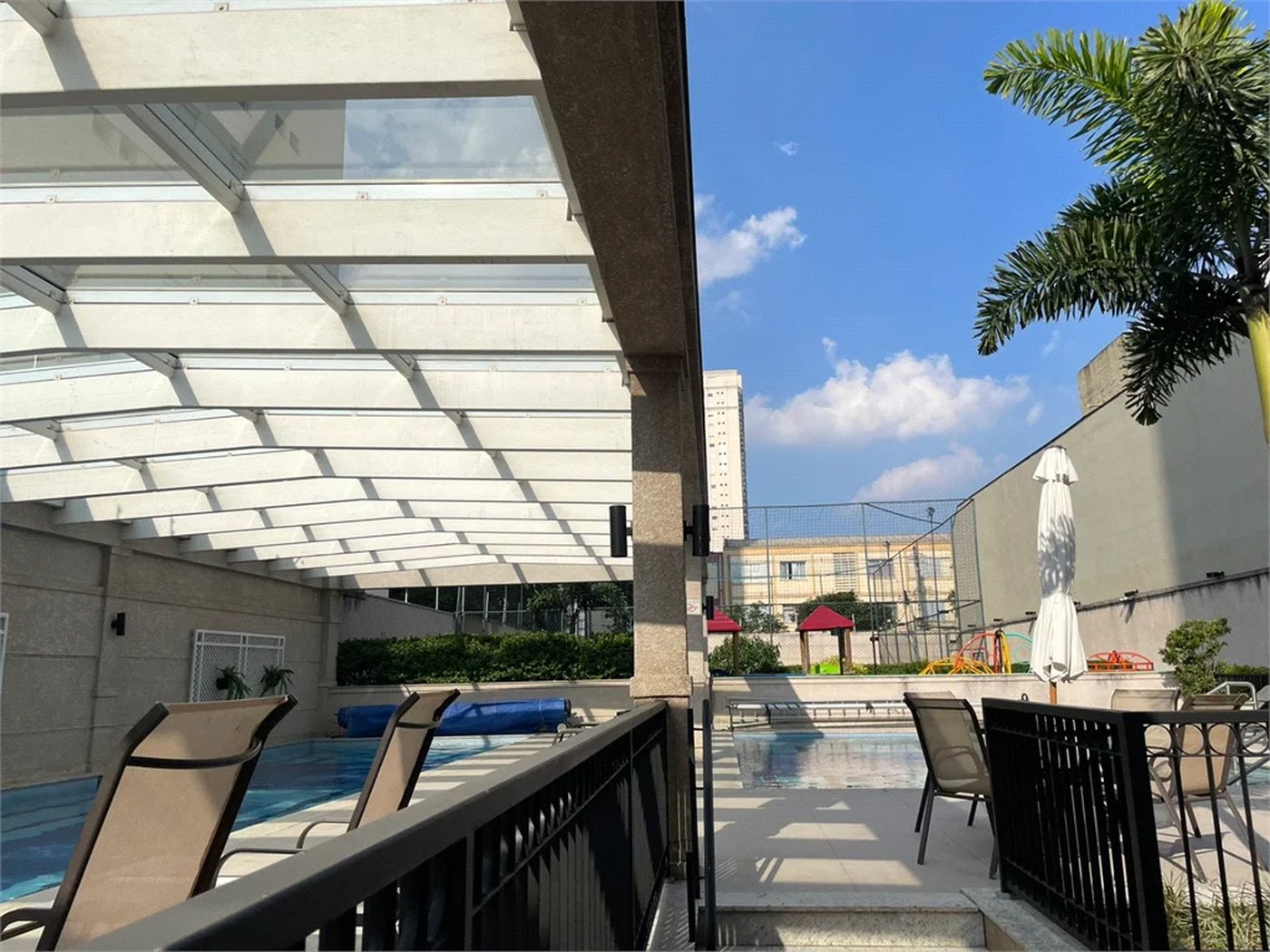 Apartamento à venda com 3 suítes em Vila Romana, São Paulo, SP