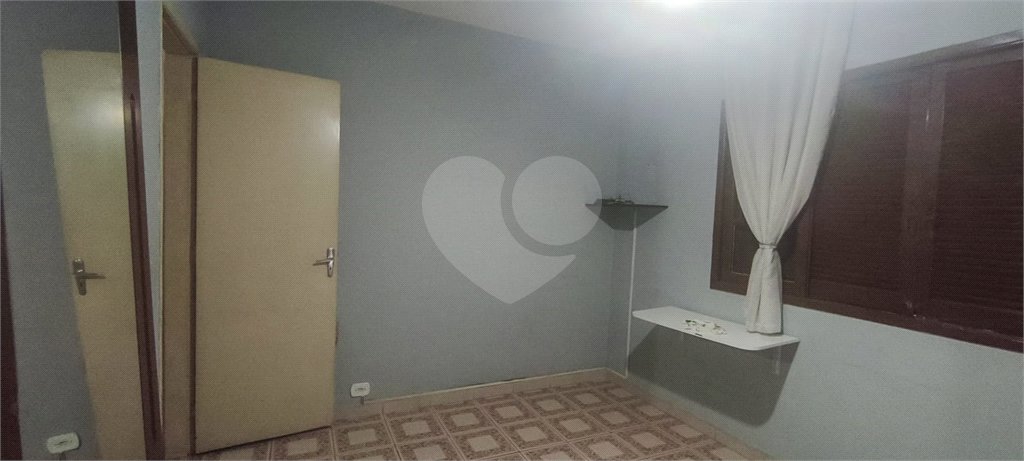 Casa à venda com 3 quartos, sendo 1 suíte,  em Jardim Vila Galvão, Guarulhos, SP